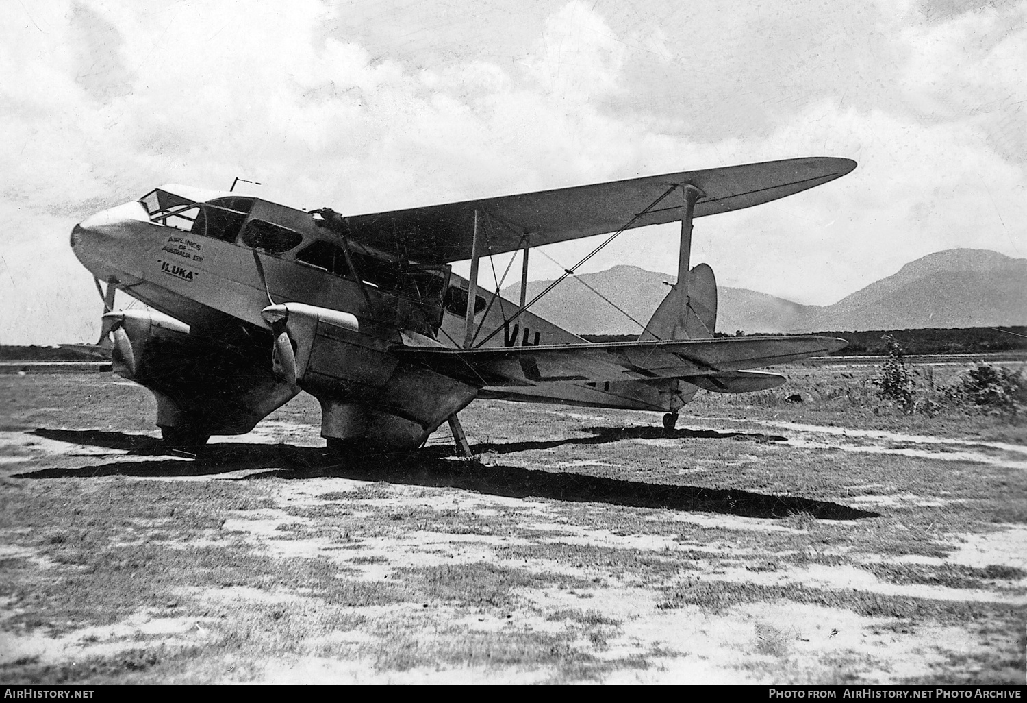 Aircraft Photo of VH-UZY | De Havilland D.H. 89A Dragon Rapide | Airlines of Australia | AirHistory.net #406223