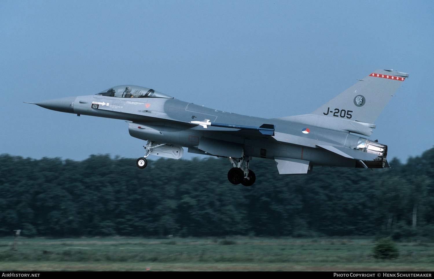 Aircraft Photo of J-205 | General Dynamics F-16A Fighting Falcon | Netherlands - Air Force | AirHistory.net #406362