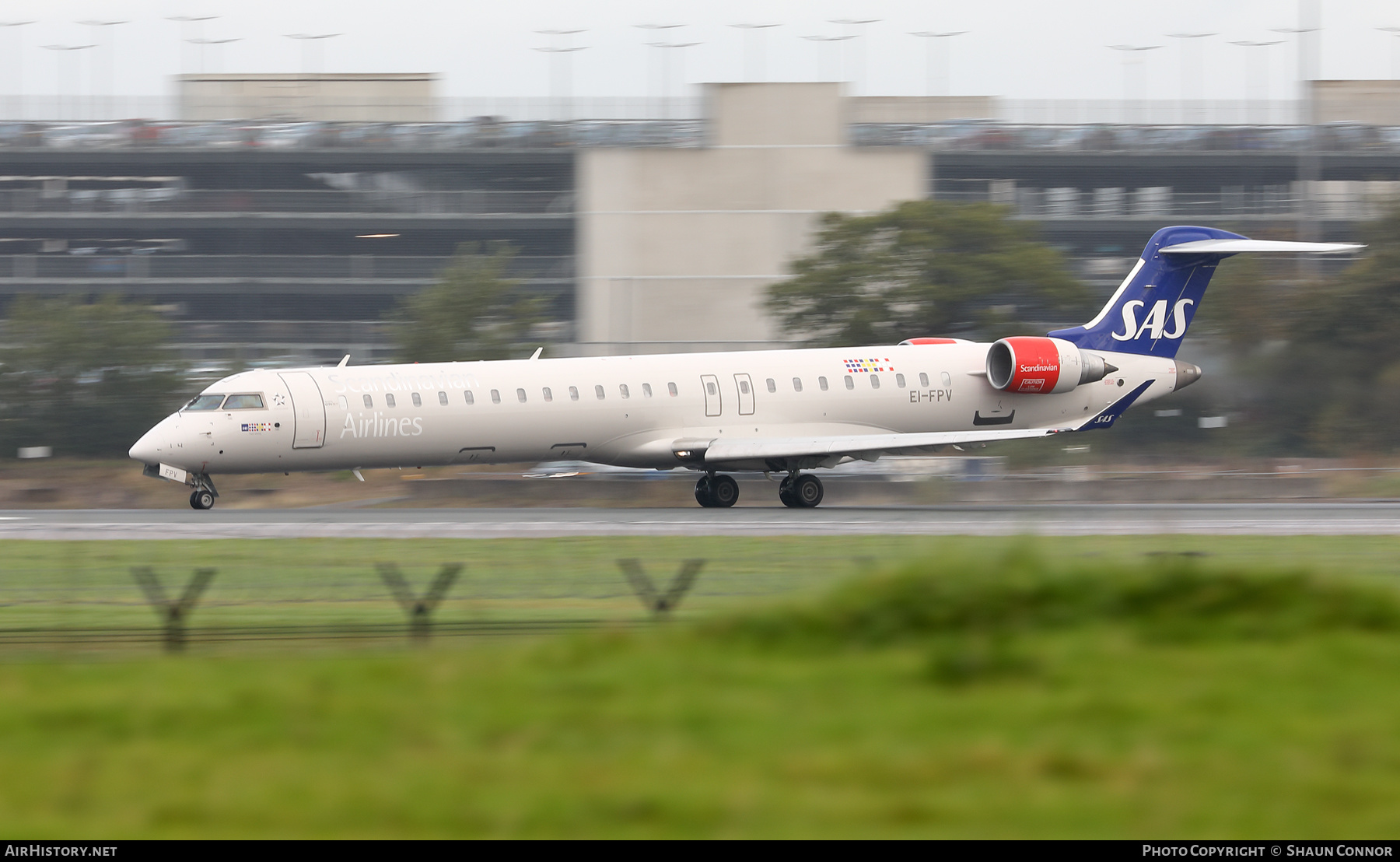 Aircraft Photo of EI-FPV | Bombardier CRJ-900LR (CL-600-2D24) | Scandinavian Airlines - SAS | AirHistory.net #406374