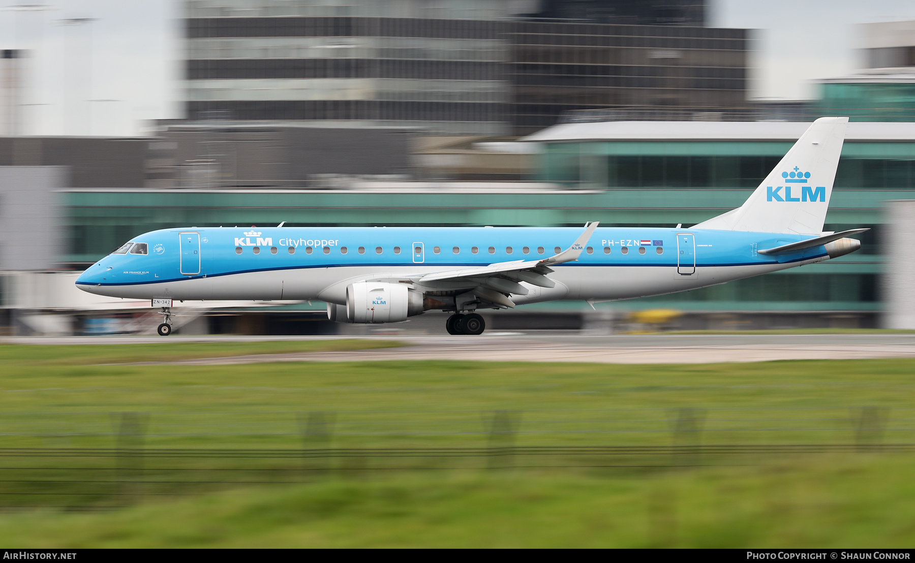 Aircraft Photo of PH-EZN | Embraer 190STD (ERJ-190-100STD) | KLM Cityhopper | AirHistory.net #406397