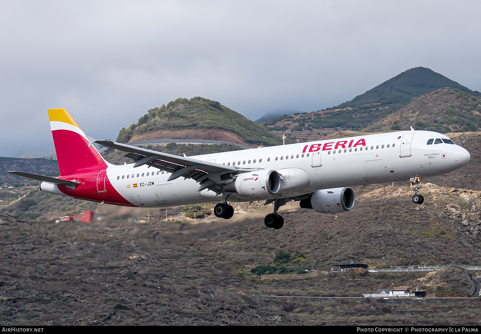 Aircraft Photo of EC-JZM | Airbus A321-212 | Iberia | AirHistory.net #406680