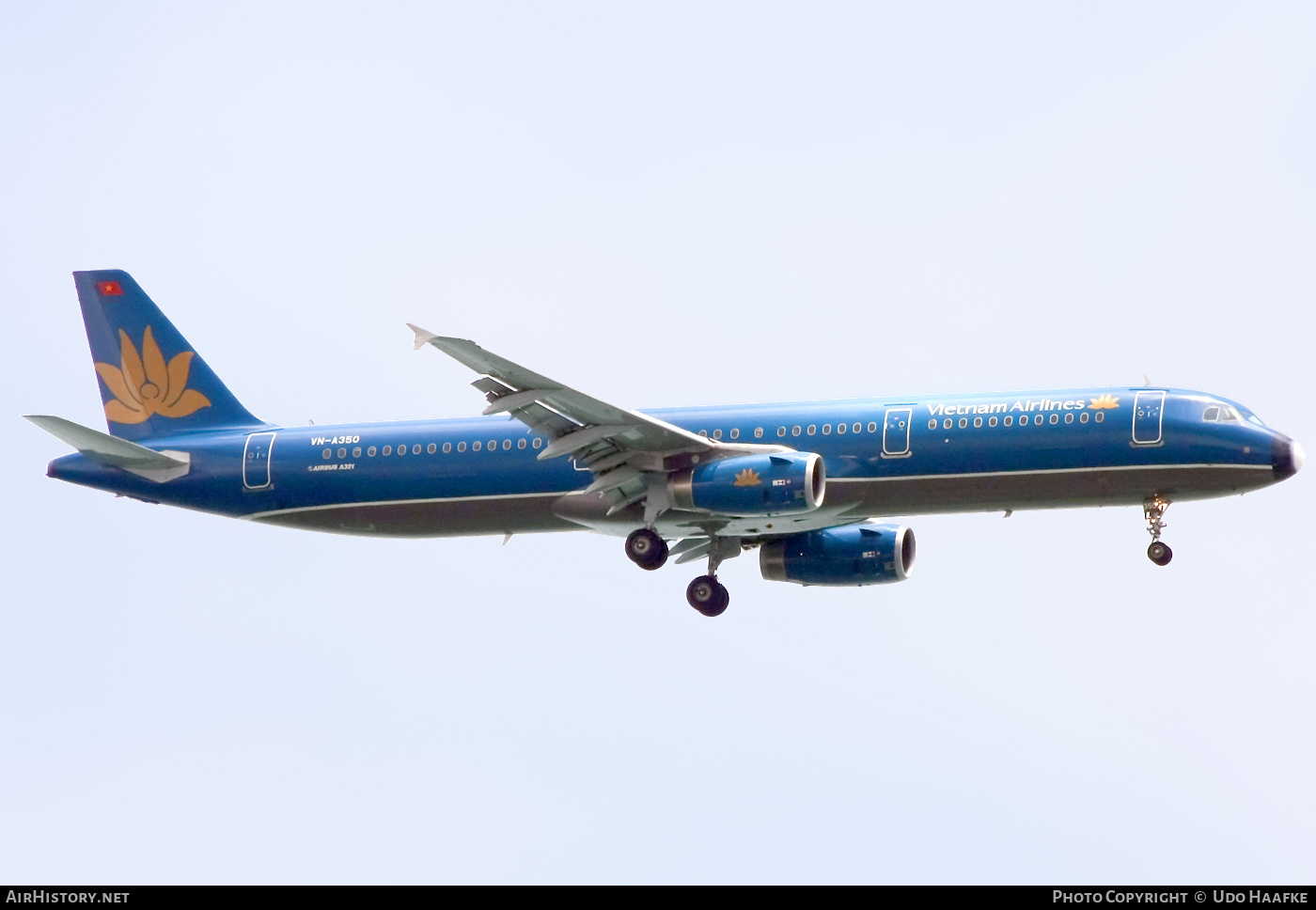 Aircraft Photo of VN-A350 | Airbus A321-231 | Vietnam Airlines | AirHistory.net #406685