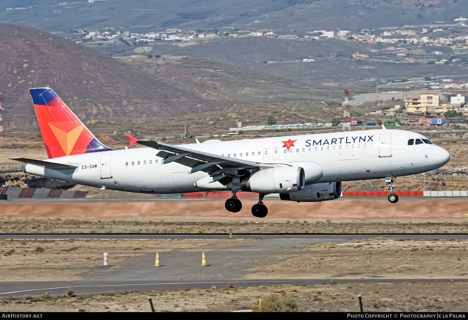 Aircraft Photo of ES-SAM | Airbus A320-232 | SmartLynx Airlines | AirHistory.net #406746