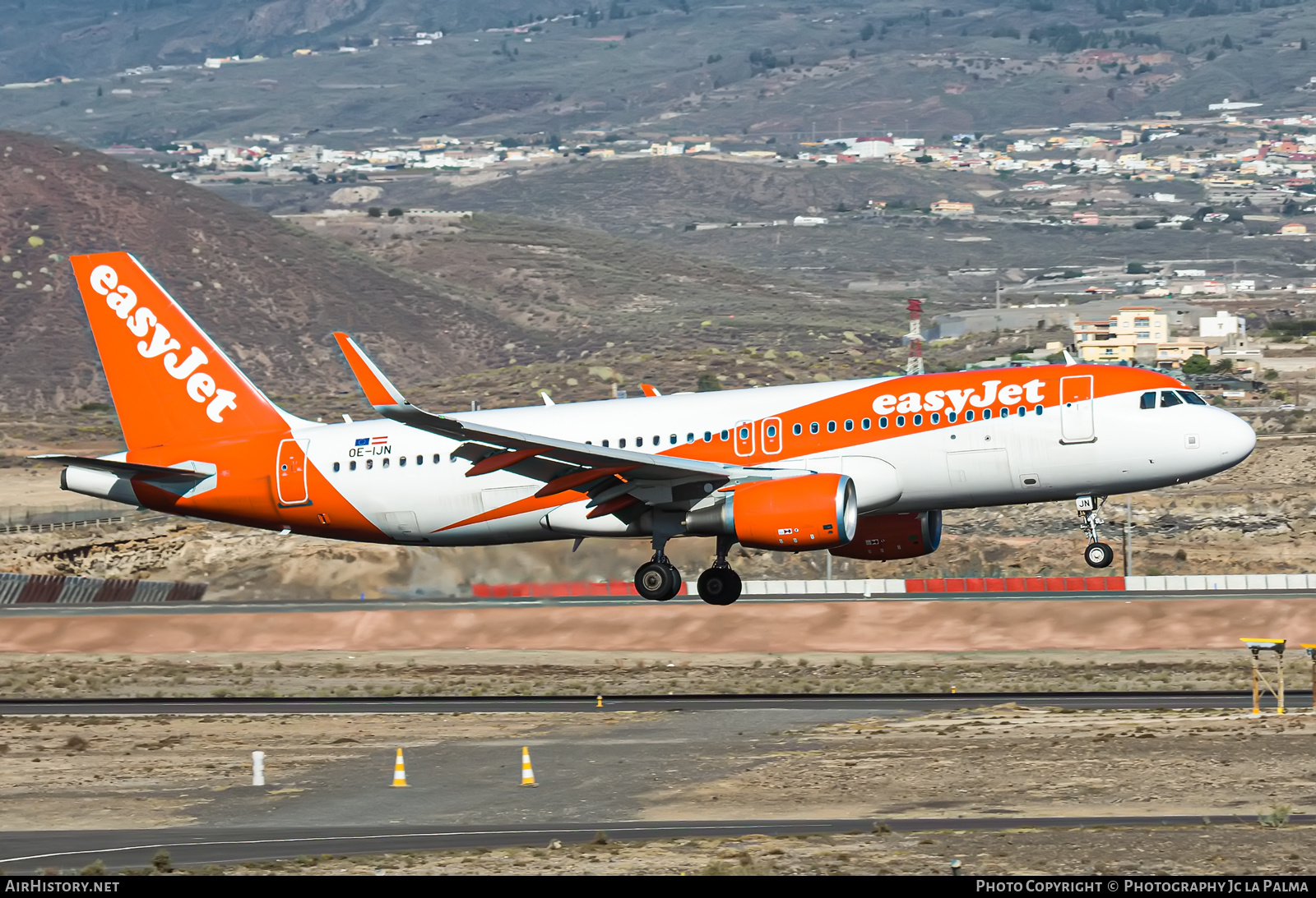 Aircraft Photo of OE-IJN | Airbus A320-214 | EasyJet | AirHistory.net #406755