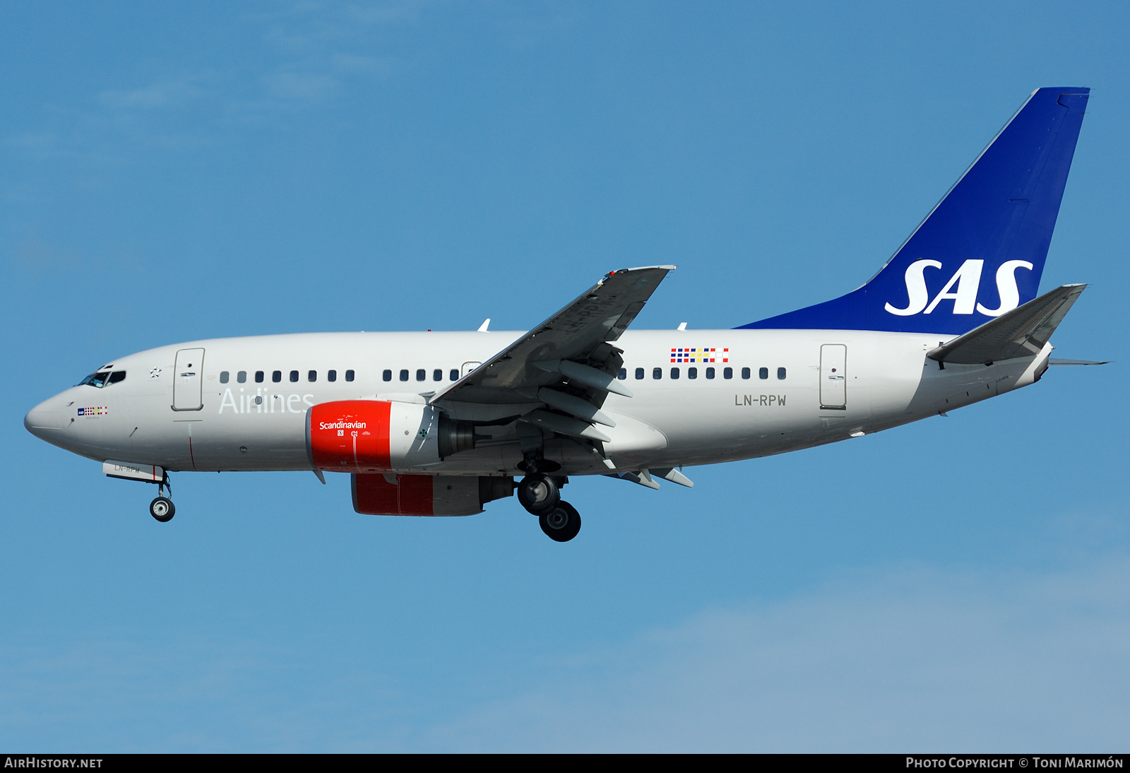 Aircraft Photo of LN-RPW | Boeing 737-683 | Scandinavian Airlines - SAS | AirHistory.net #406811