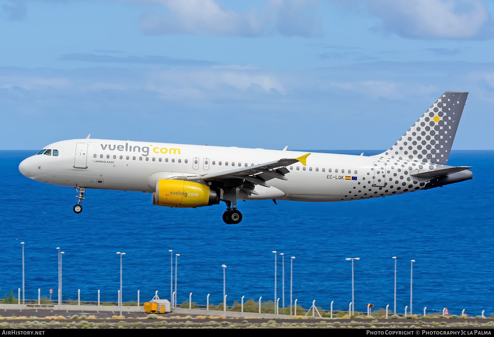Aircraft Photo of EC-LQK | Airbus A320-232 | Vueling Airlines | AirHistory.net #406837