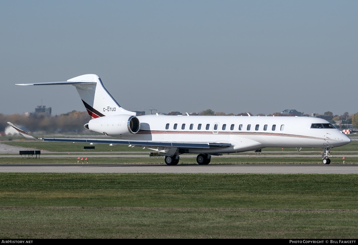 Aircraft Photo of C-GTUO | Bombardier Global 7500 (BD-700-2A12) | AirHistory.net #406893