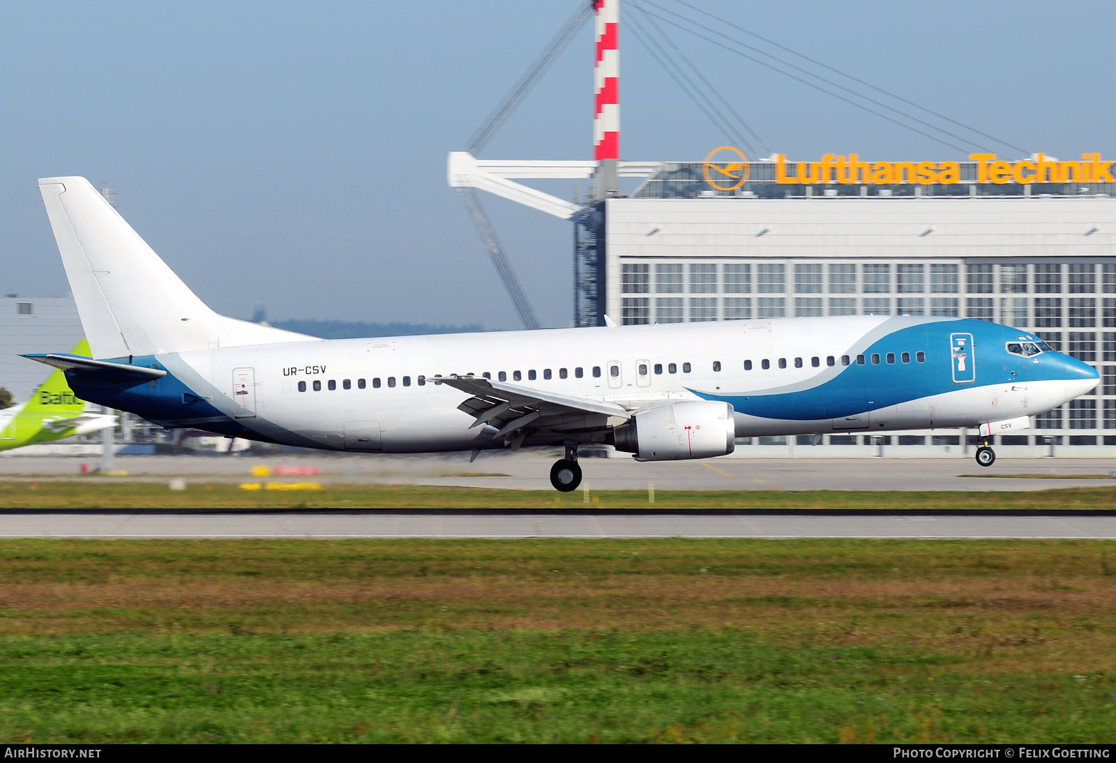 Aircraft Photo of UR-CSV | Boeing 737-4K5 | AirHistory.net #407000