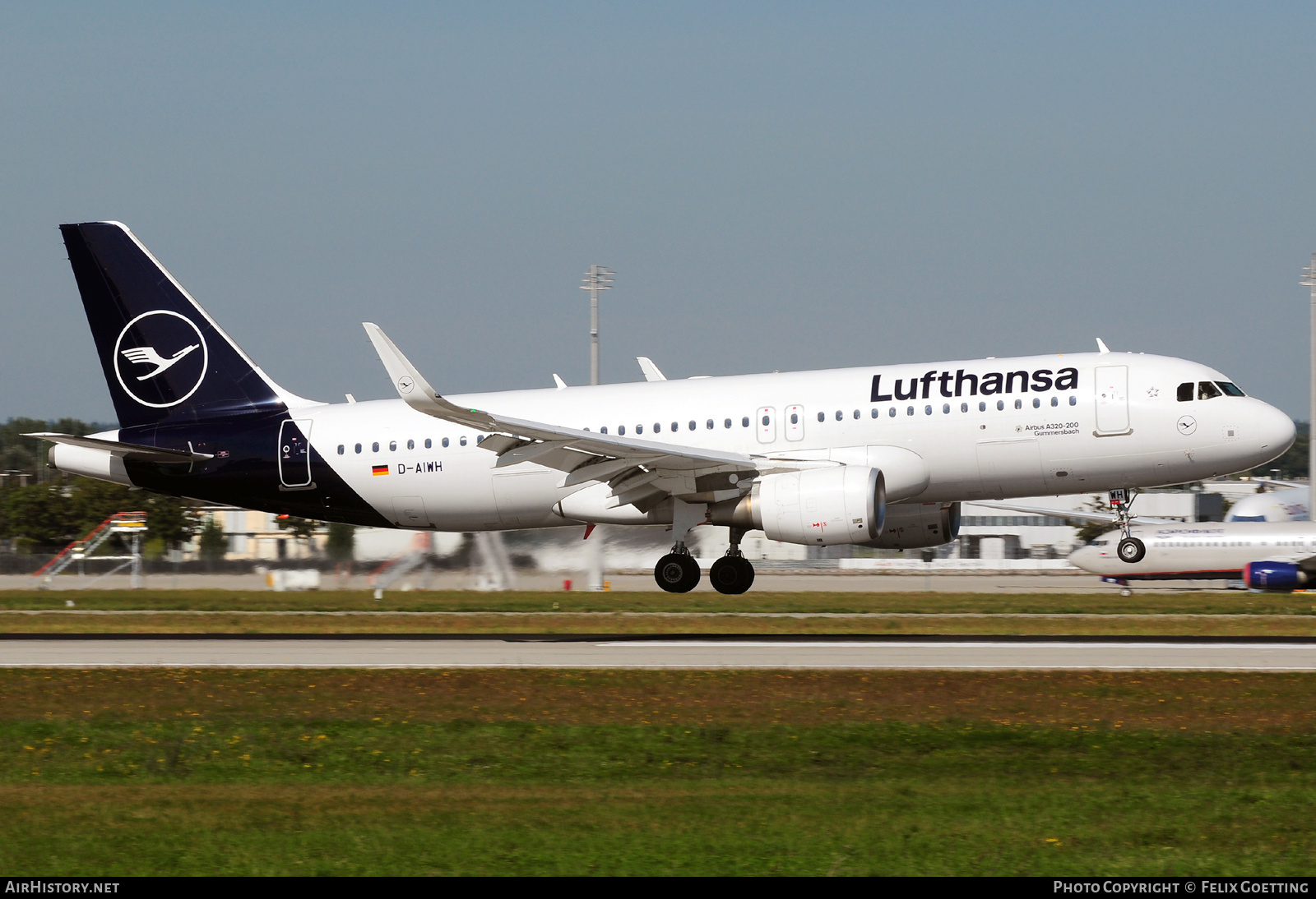 Aircraft Photo of D-AIWH | Airbus A320-214 | Lufthansa | AirHistory.net #407022