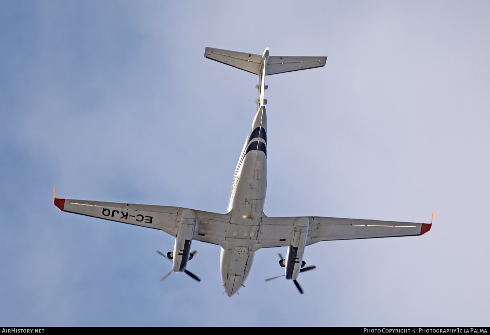 Aircraft Photo of EC-KJQ | Raytheon 350 King Air (B300) | AENA | AirHistory.net #407136