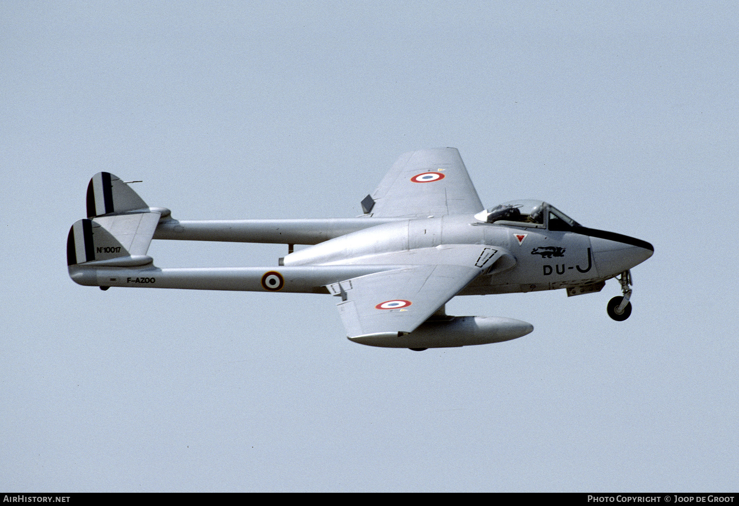 Aircraft Photo of F-AZOO / 10017 | De Havilland D.H. 100 Vampire FB6 | France - Air Force | AirHistory.net #407144