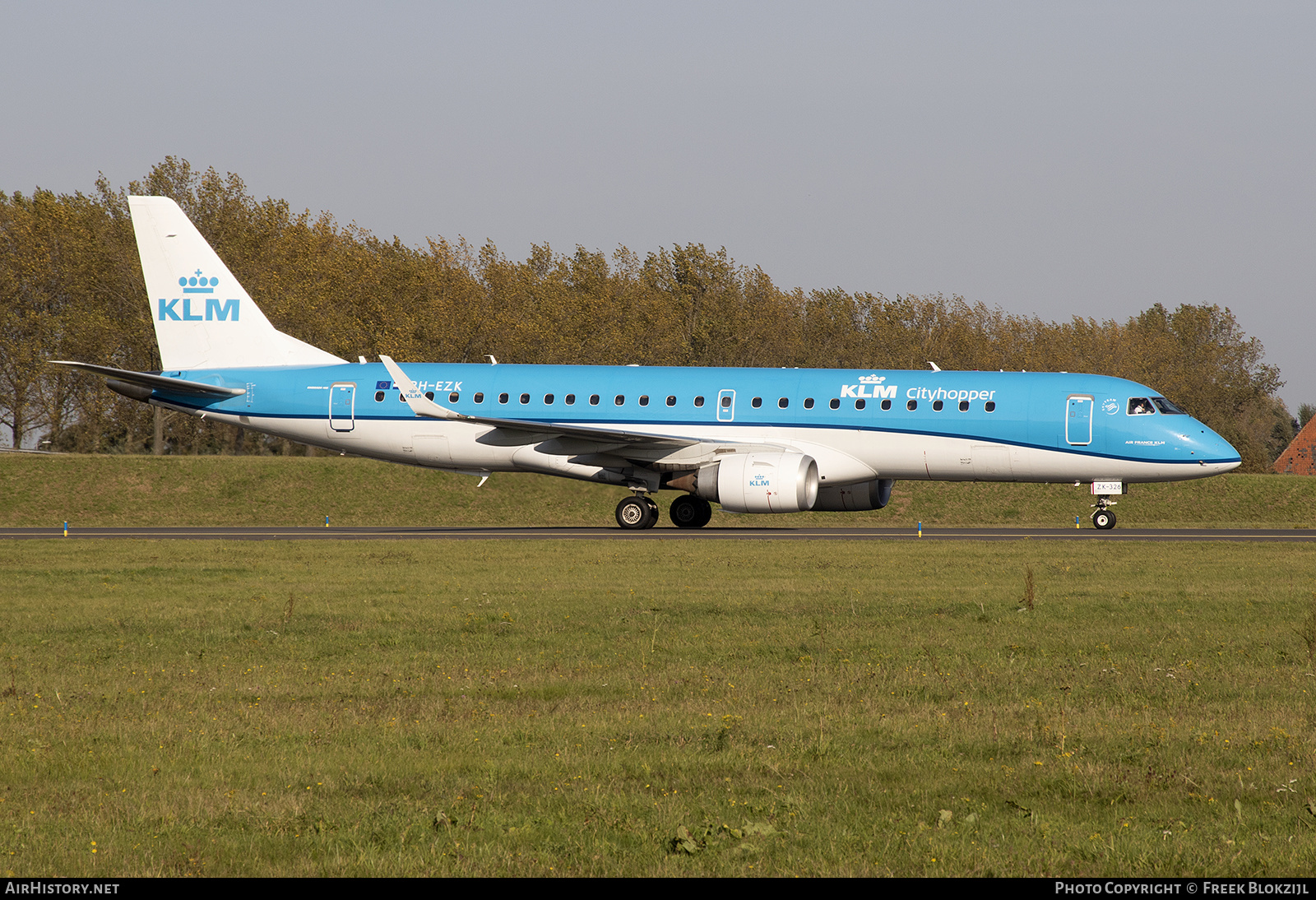 Aircraft Photo of PH-EZK | Embraer 190STD (ERJ-190-100STD) | KLM Cityhopper | AirHistory.net #407168