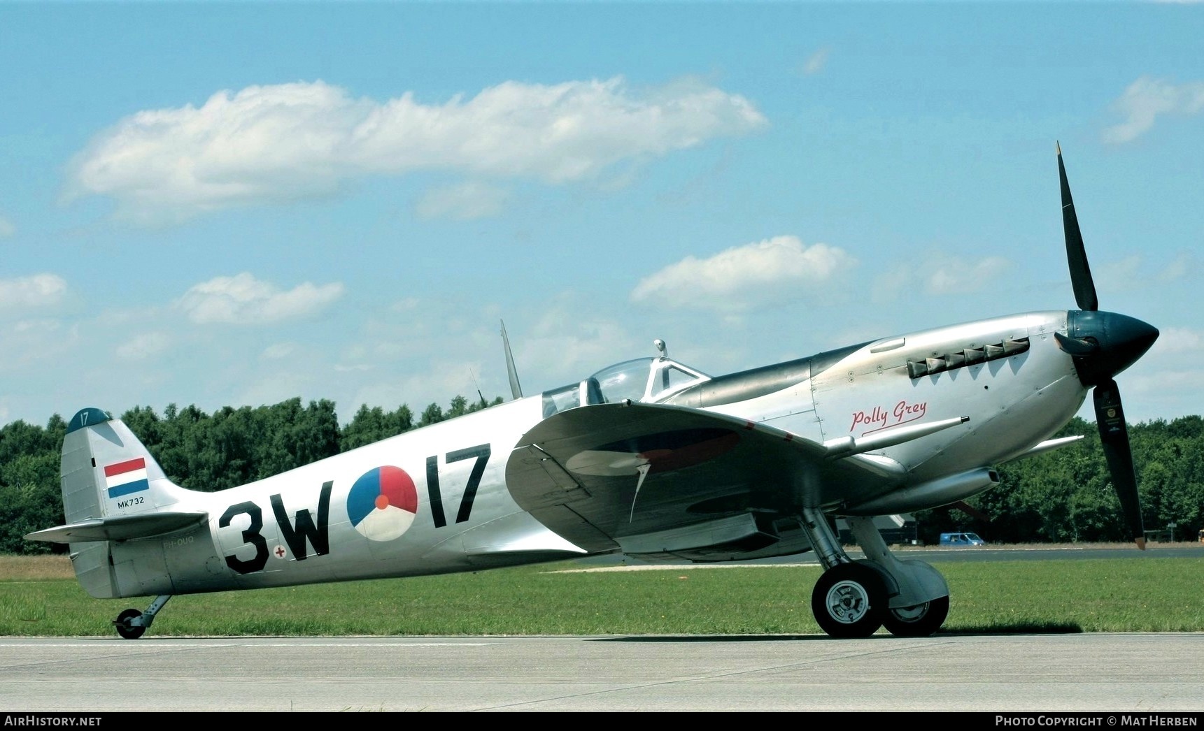 Aircraft Photo of PH-OUQ / 3W-17 | Supermarine 361 Spitfire LF9C | Netherlands - Air Force | AirHistory.net #407249