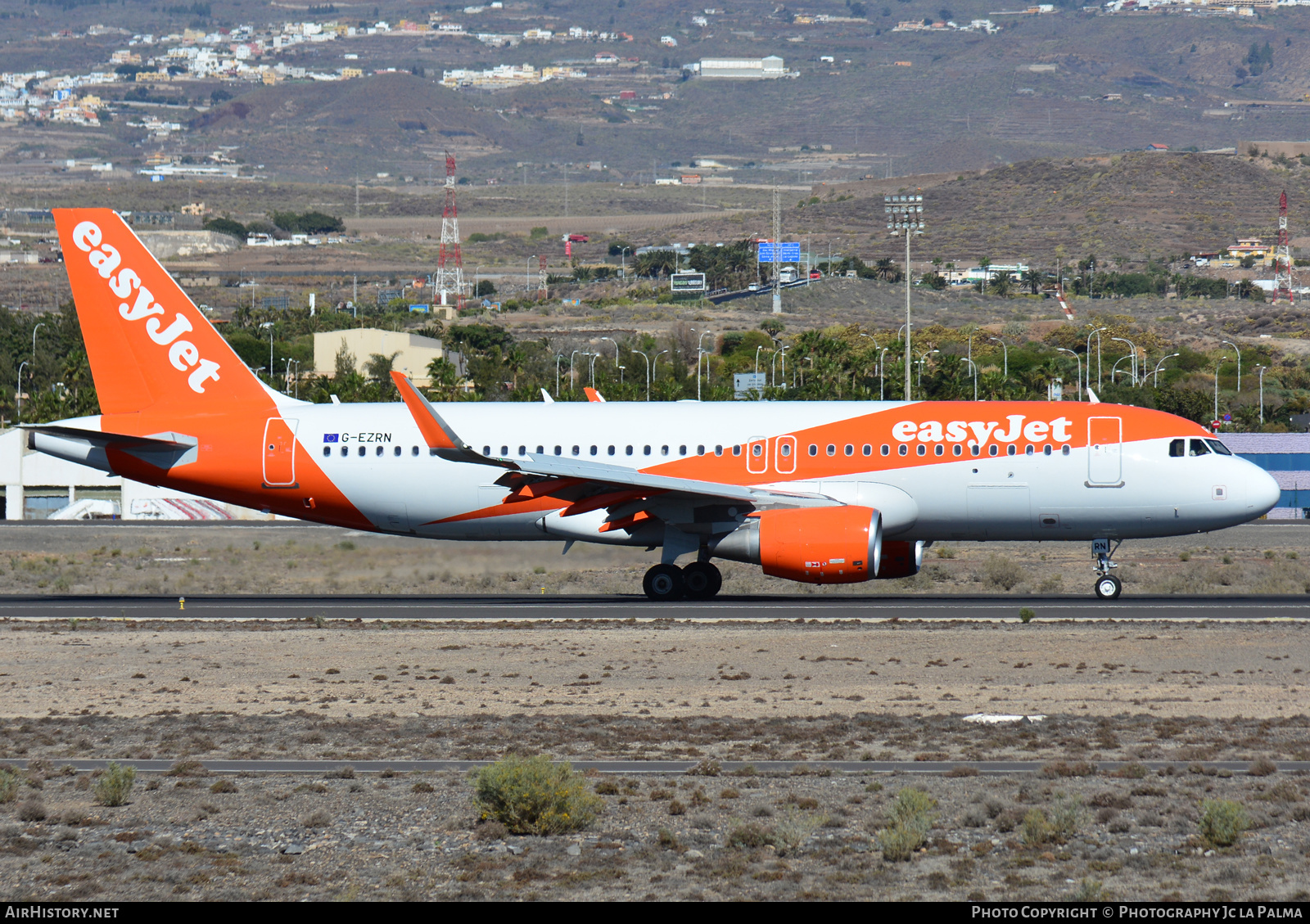 Aircraft Photo of G-EZRN | Airbus A320-214 | EasyJet | AirHistory.net #407373