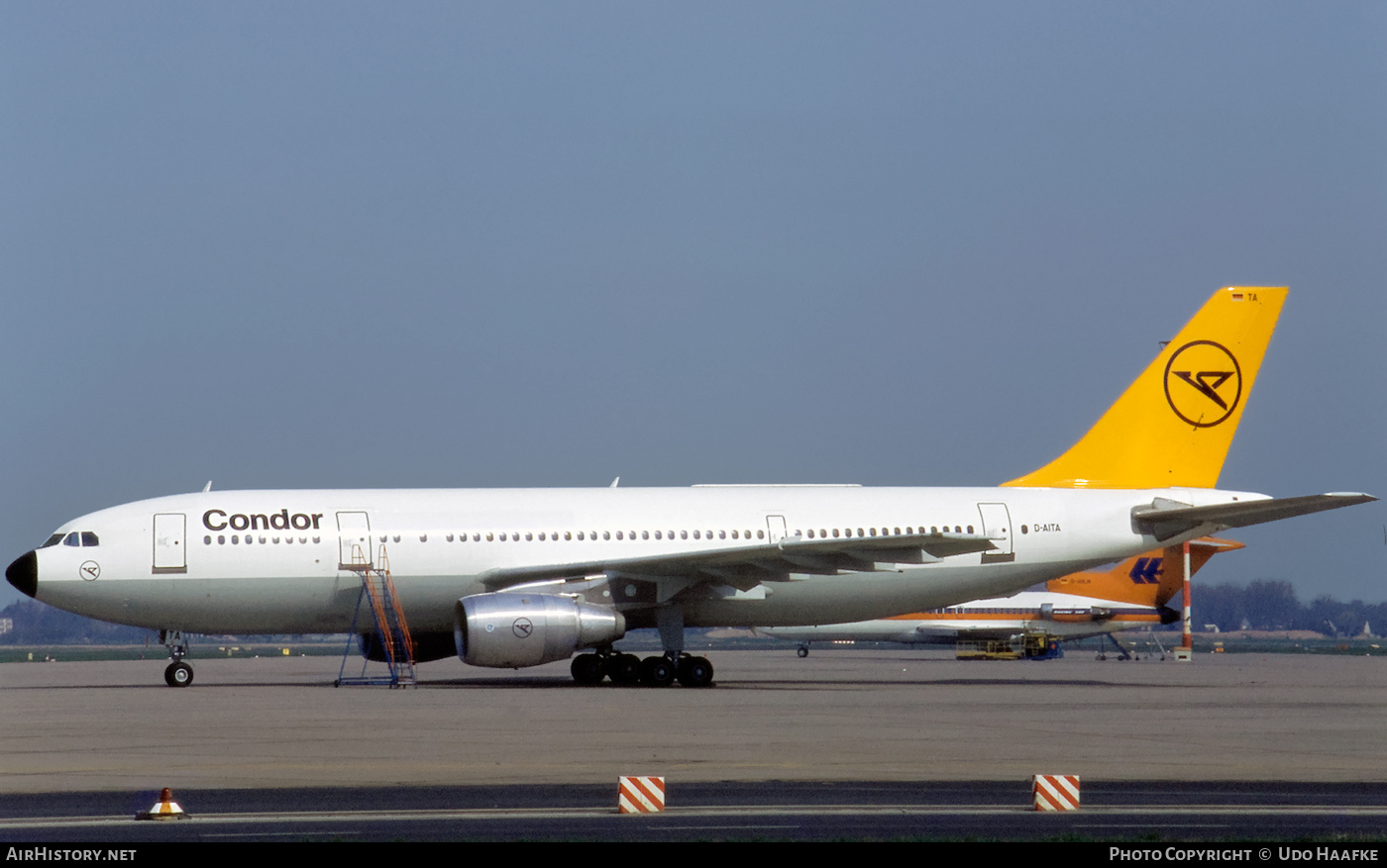 Aircraft Photo of D-AITA | Airbus A300B4-203 | Condor Flugdienst | AirHistory.net #407385