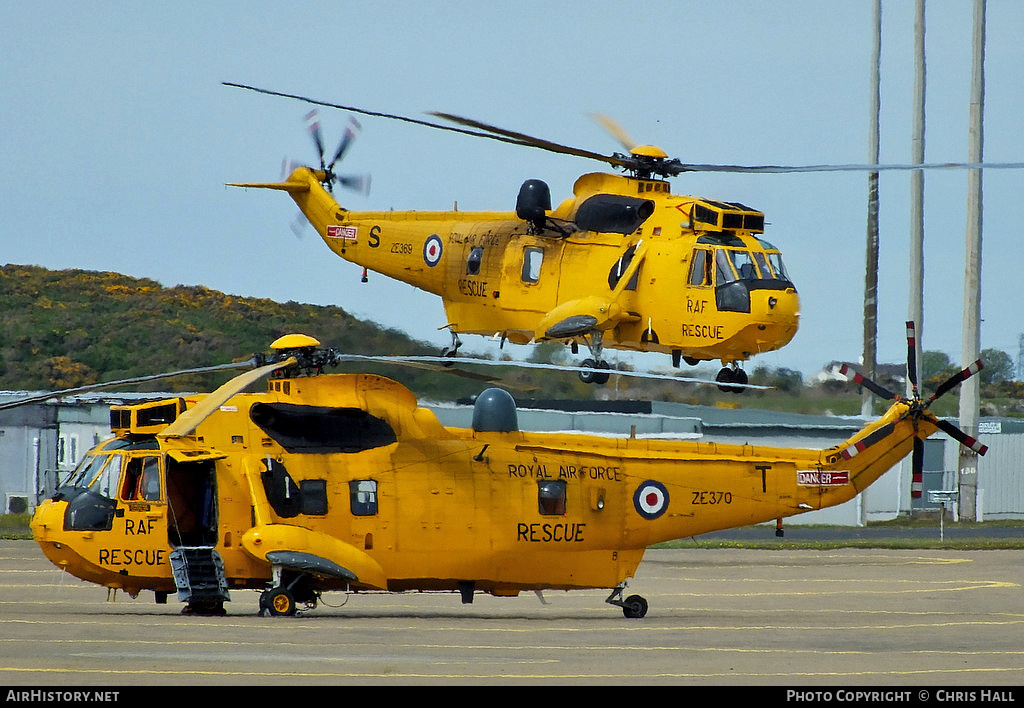 Aircraft Photo of ZE370 | Westland WS-61 Sea King HAR3 | UK - Air Force | AirHistory.net #407464