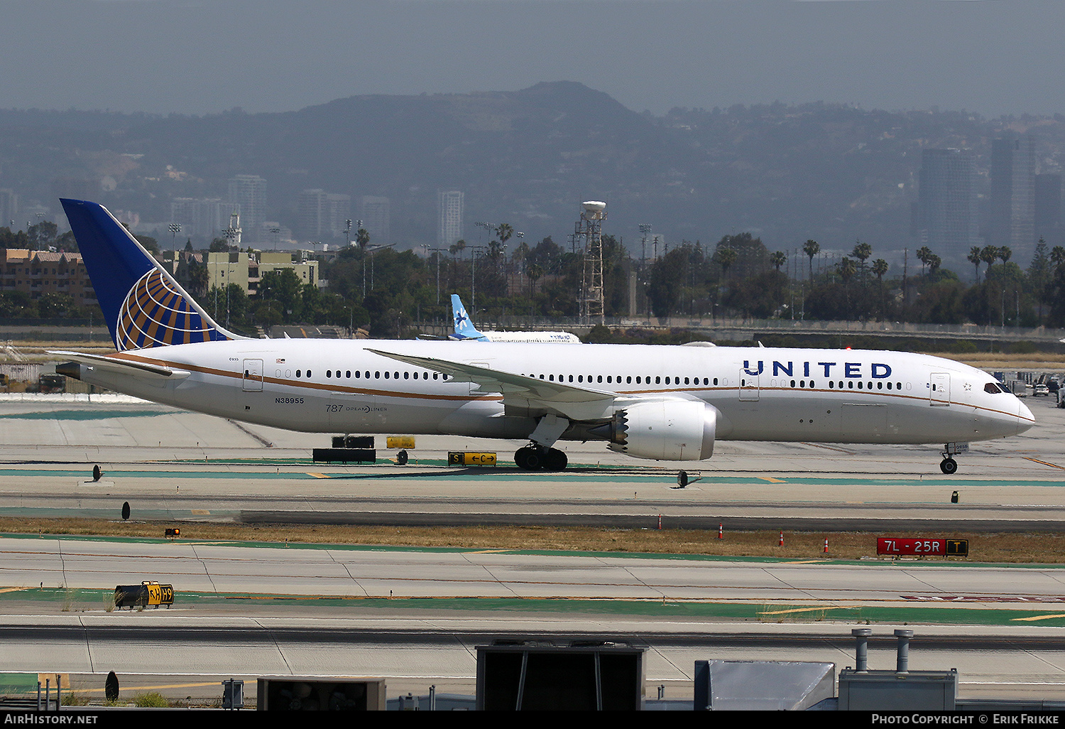 Aircraft Photo of N38955 | Boeing 787-9 Dreamliner | United Airlines | AirHistory.net #407497