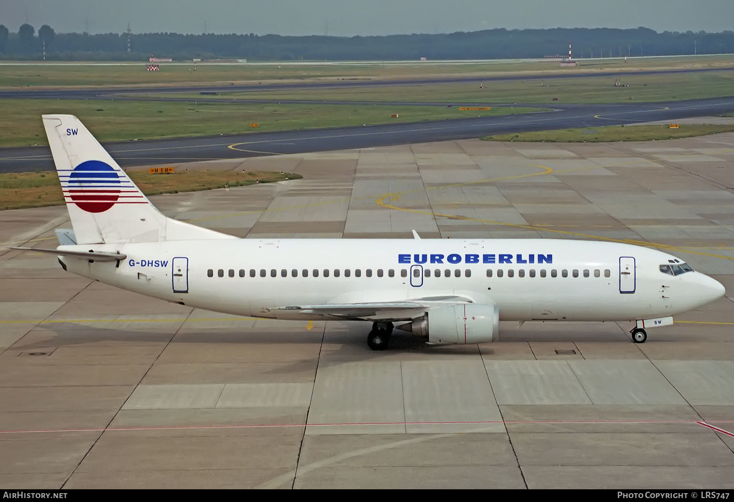 Aircraft Photo of G-DHSW | Boeing 737-3Y0 | Euroberlin | AirHistory.net #407500