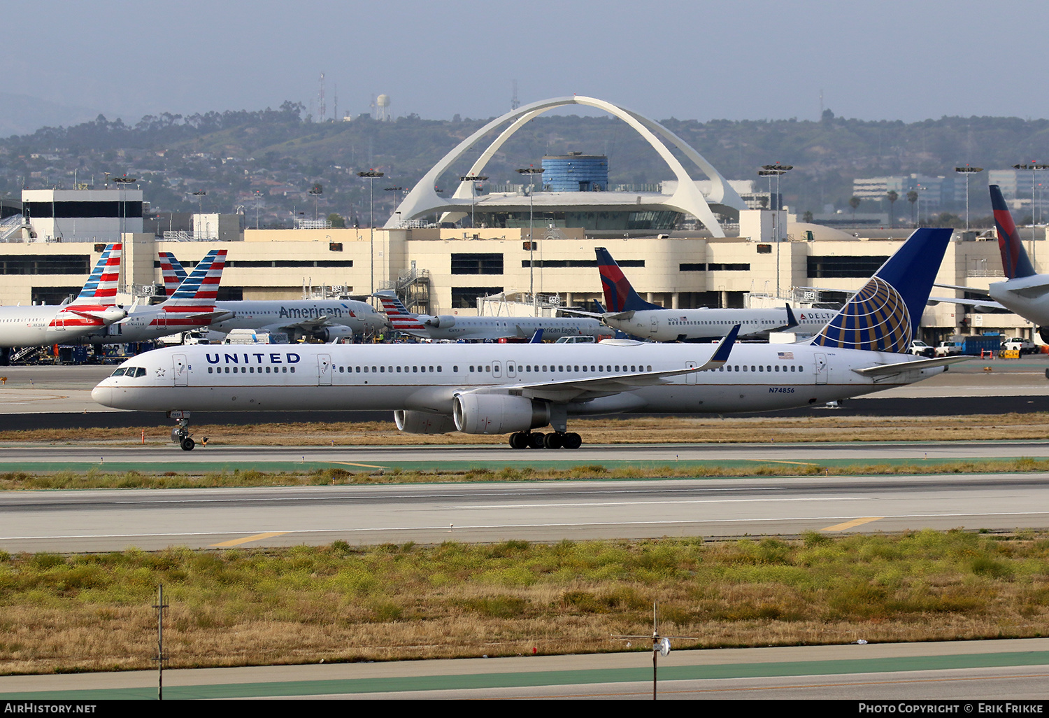 Aircraft Photo of N74856 | Boeing 757-324 | United Airlines | AirHistory.net #407523