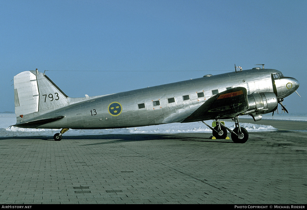 Aircraft Photo of 79003 | Douglas C-47A Skytrain | Sweden
