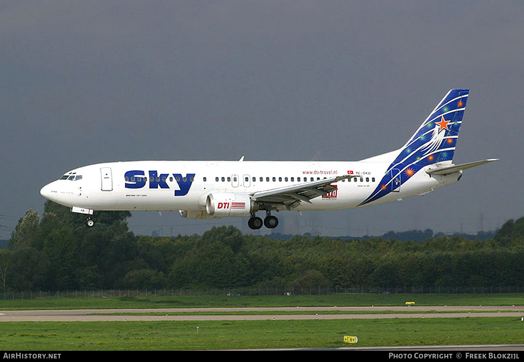 Aircraft Photo of TC-SKB | Boeing 737-430 | Sky Airlines | AirHistory.net #407563