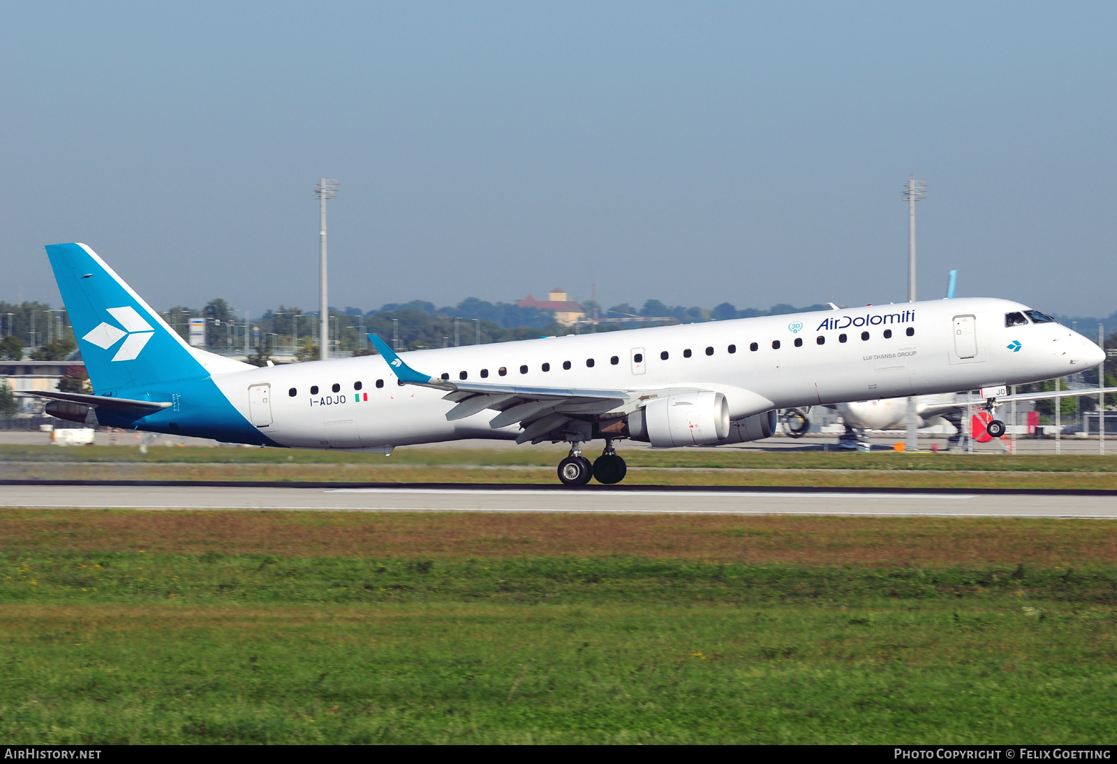 Aircraft Photo of I-ADJO | Embraer 195LR (ERJ-190-200LR) | Air Dolomiti | AirHistory.net #407573