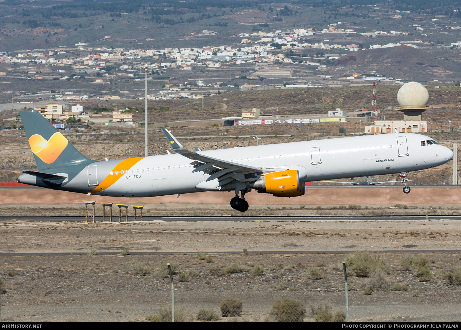 Aircraft Photo of OY-TCG | Airbus A321-211 | AirHistory.net #407672