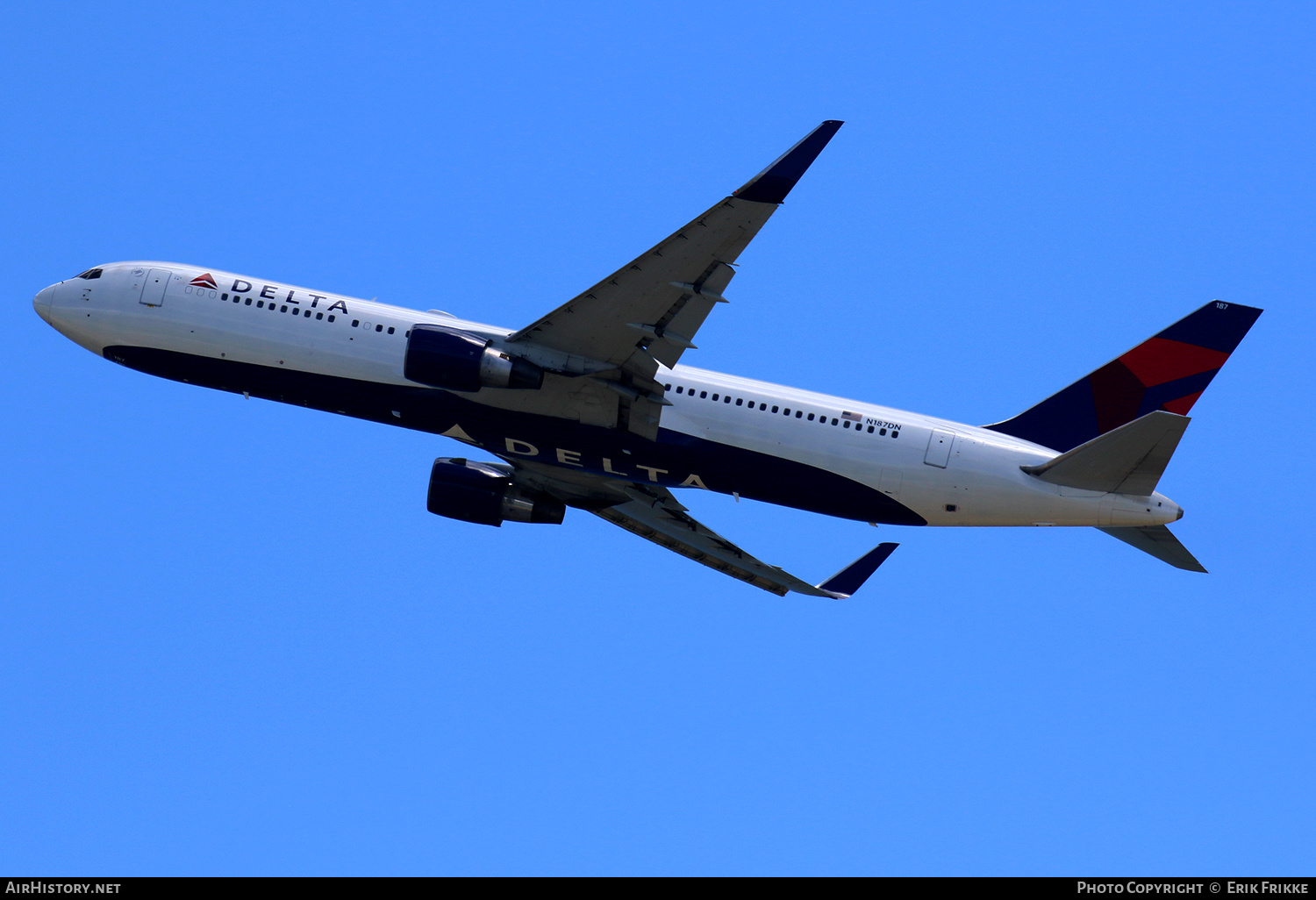 Aircraft Photo of N187DN | Boeing 767-332/ER | Delta Air Lines | AirHistory.net #407710