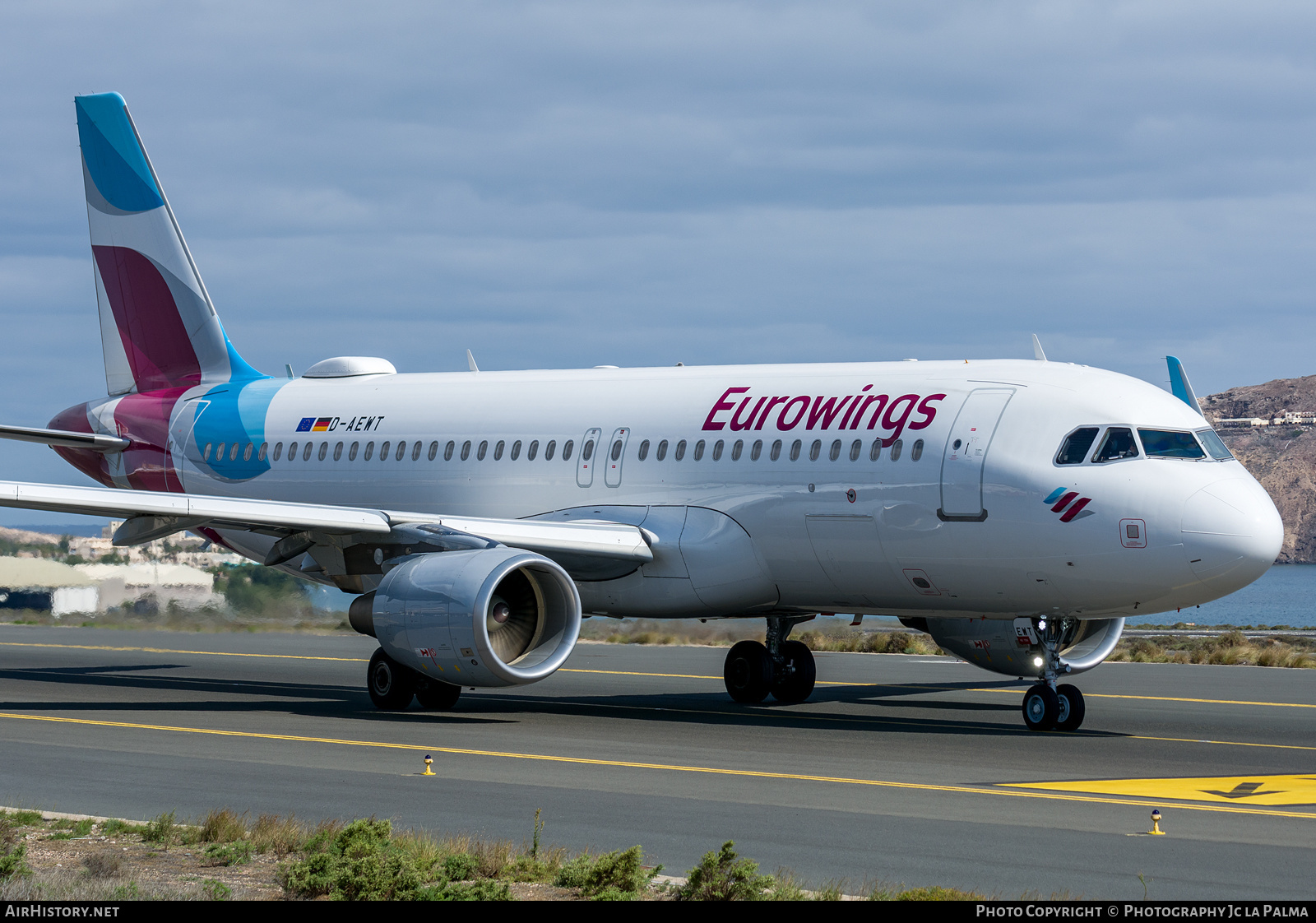 Aircraft Photo of D-AEWT | Airbus A320-214 | Eurowings | AirHistory.net #407783