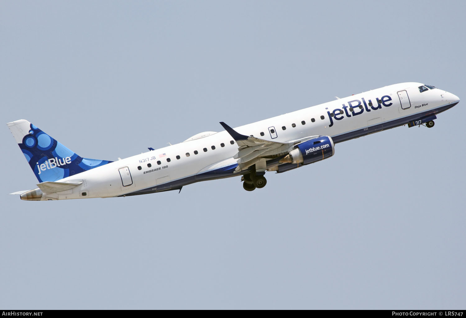 Aircraft Photo of N317JB | Embraer 190AR (ERJ-190-100IGW) | JetBlue Airways | AirHistory.net #407799