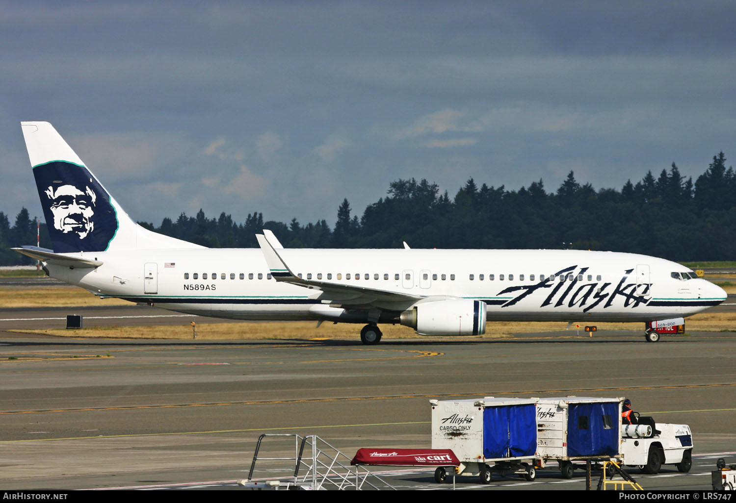 Aircraft Photo of N589AS | Boeing 737-890 | Alaska Airlines | AirHistory.net #407801