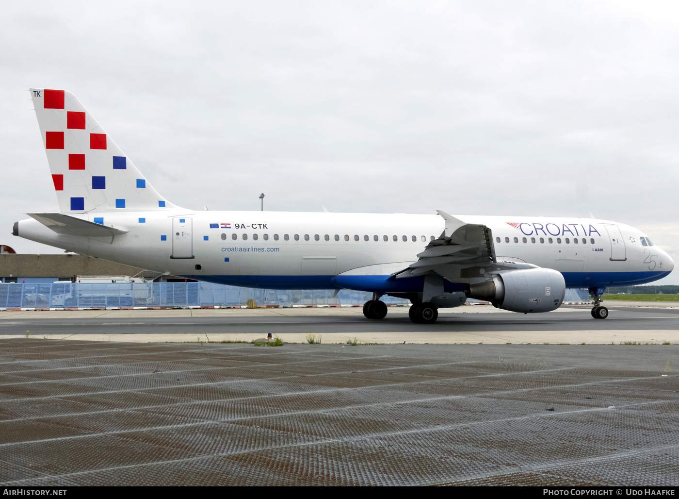 Aircraft Photo of 9A-CTK | Airbus A320-214 | Croatia Airlines | AirHistory.net #407982