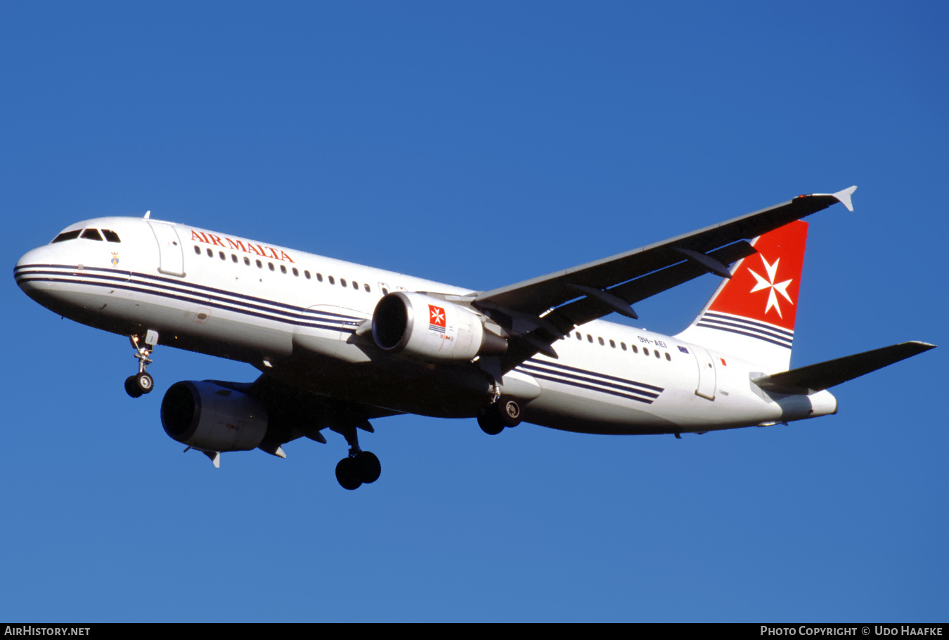 Aircraft Photo of 9H-AEI | Airbus A320-214 | Air Malta | AirHistory.net #407994