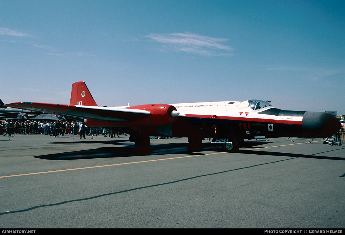 Aircraft Photo of WH953 | English Electric Canberra B6(mod) | UK - Air Force | AirHistory.net #408012