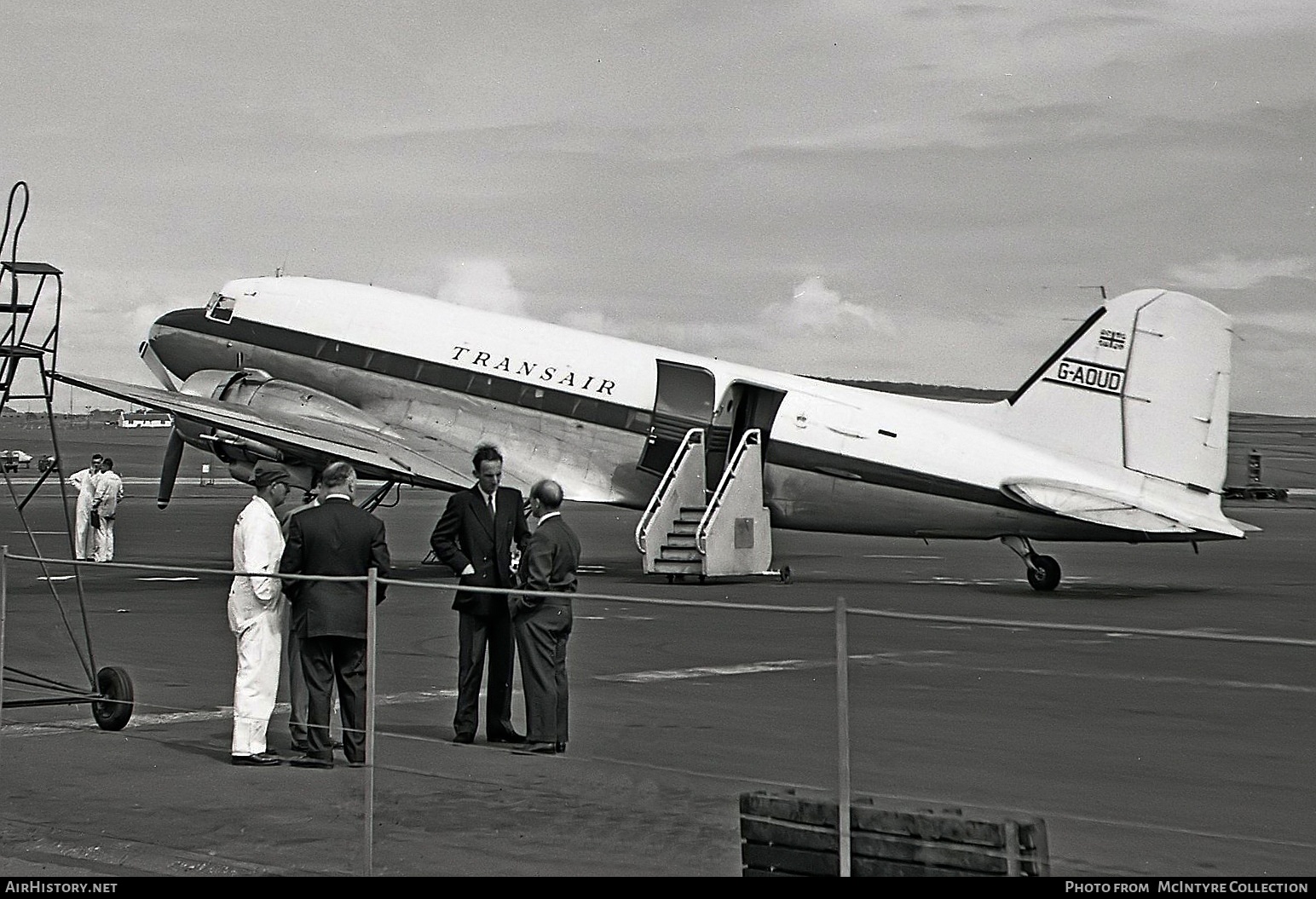 Aircraft Photo of G-AOUD | Douglas C-47B Dakota Mk.4 | Transair | AirHistory.net #408108