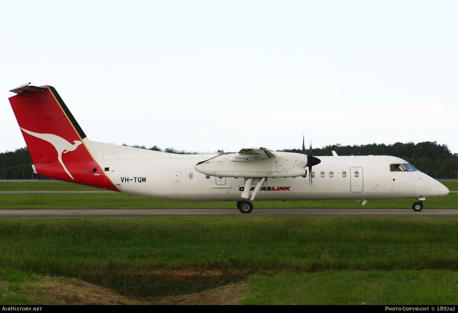 Aircraft Photo of VH-TQM | Bombardier DHC-8-315Q Dash 8 | QantasLink | AirHistory.net #408168