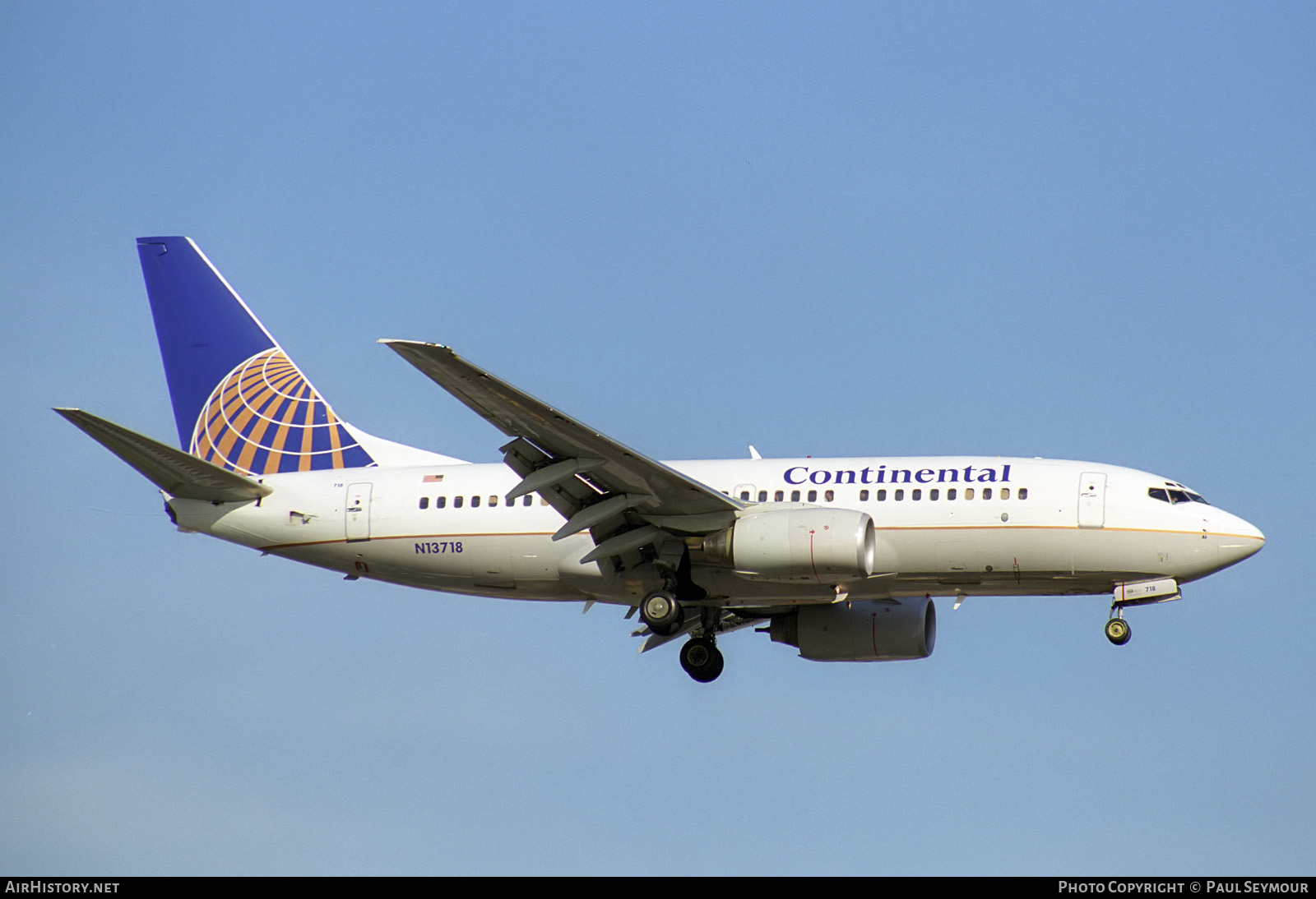 Aircraft Photo of N13718 | Boeing 737-724 | Continental Airlines | AirHistory.net #408202