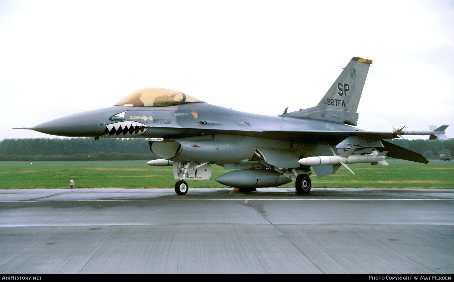 Aircraft Photo of 85-1552 / AF85-52TFW | General Dynamics F-16C Fighting Falcon | USA - Air Force | AirHistory.net #408222