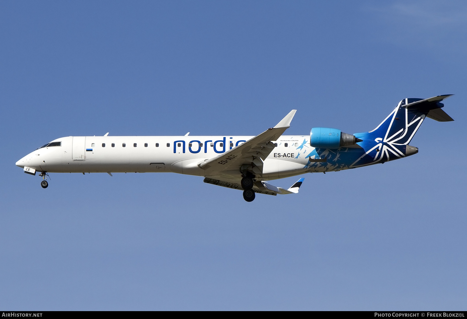 Aircraft Photo of ES-ACE | Bombardier CRJ-701ER (CL-600-2C10) | Nordica | AirHistory.net #408321