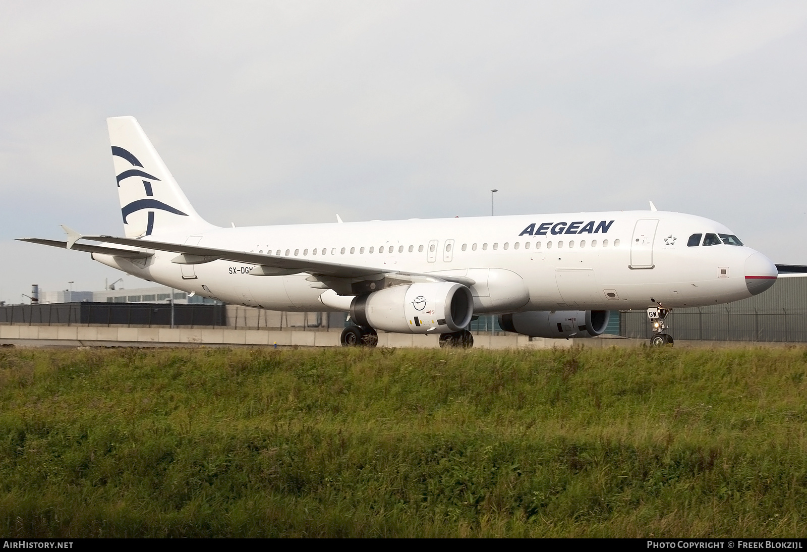 Aircraft Photo of SX-DGW | Airbus A320-232 | Aegean Airlines | AirHistory.net #408335