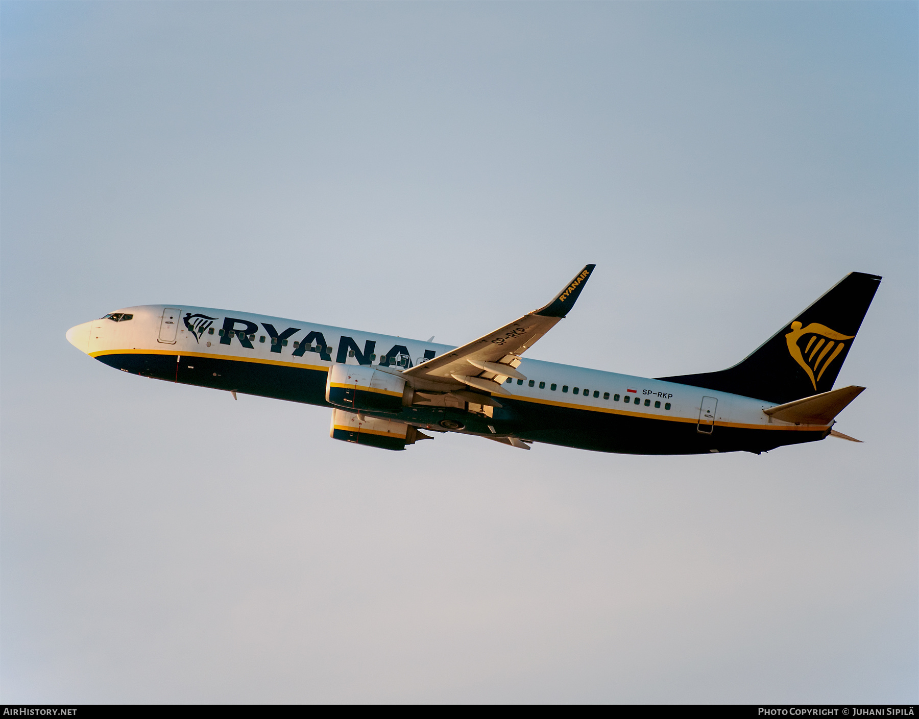 Aircraft Photo of SP-RKP | Boeing 737-8AS | Ryanair | AirHistory.net #408341