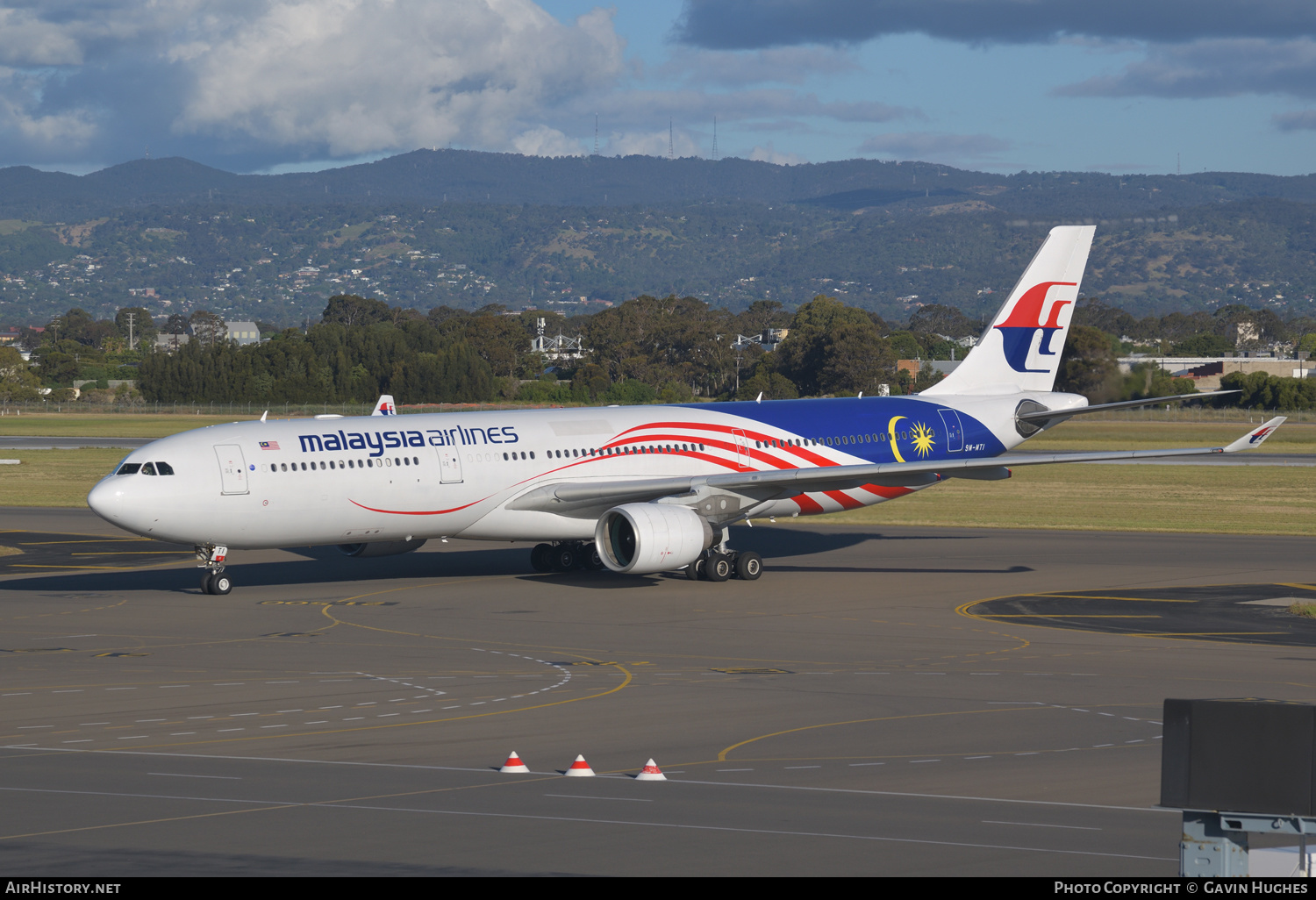 Aircraft Photo of 9M-MTI | Airbus A330-323 | Malaysia Airlines | AirHistory.net #408374