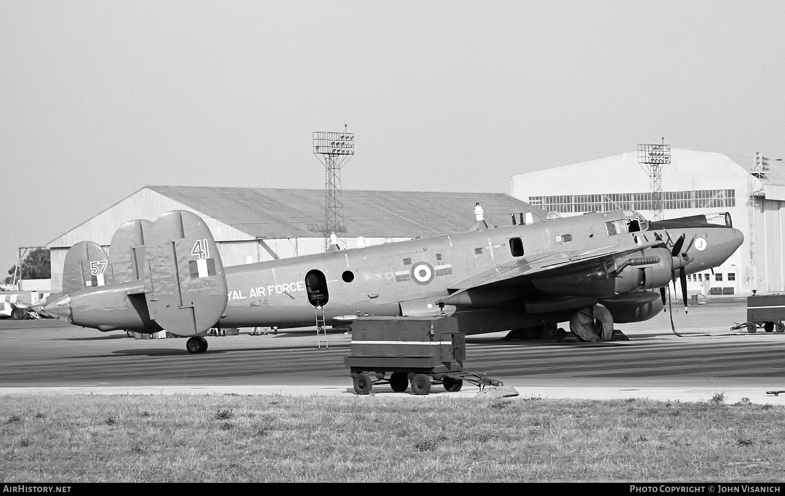 Aircraft Photo of WL741 | Avro 696 Shackleton AEW2 | UK - Air Force | AirHistory.net #408401