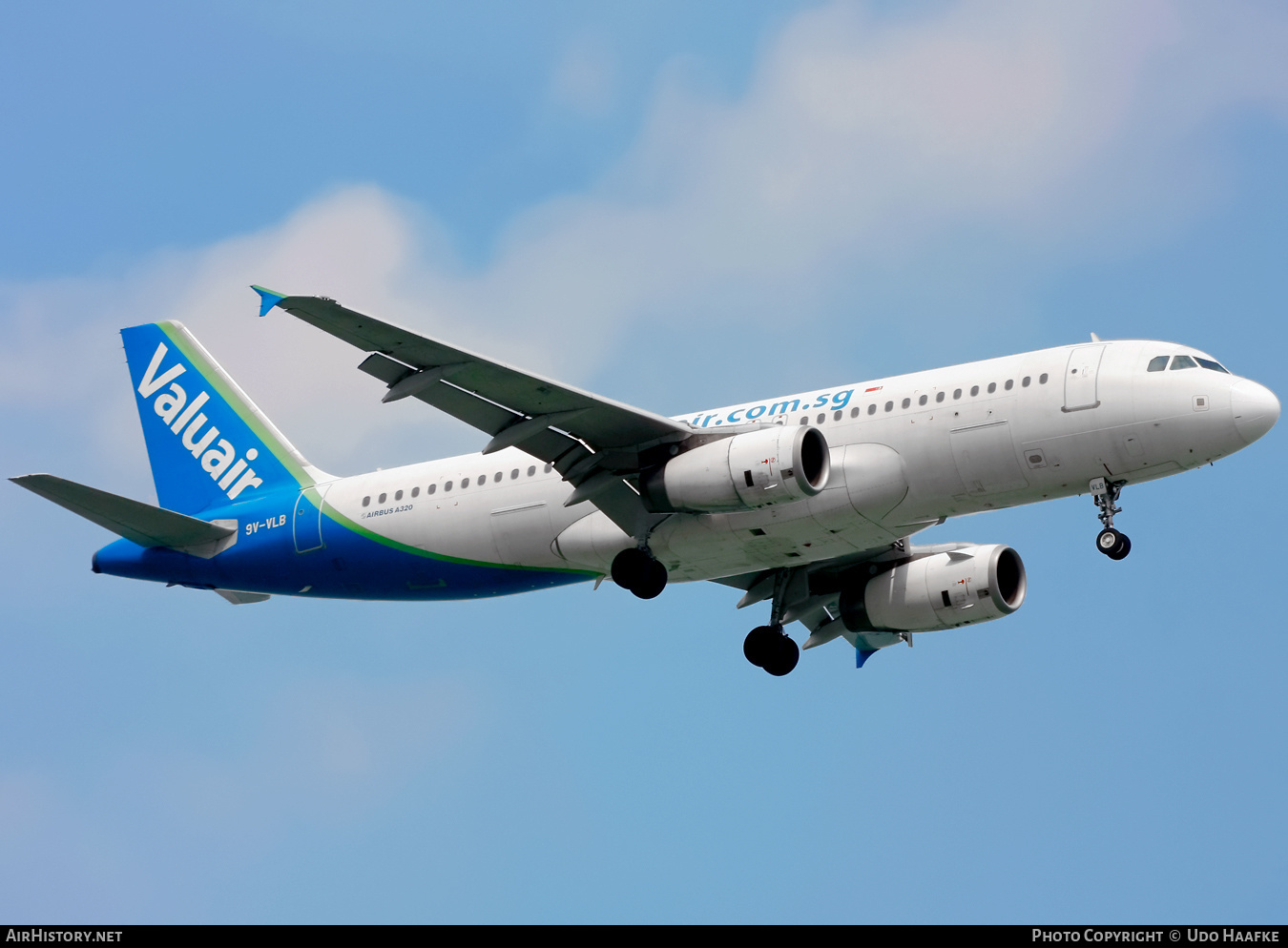 Aircraft Photo of 9V-VLB | Airbus A320-232 | Valuair | AirHistory.net #408417
