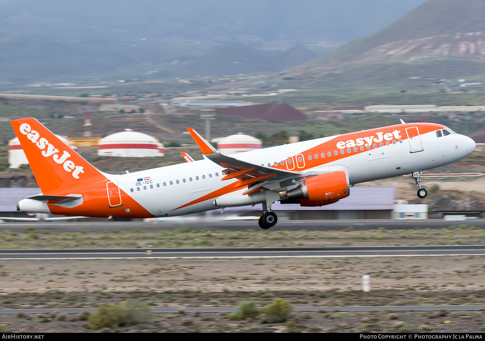 Aircraft Photo of OE-ICC | Airbus A320-214 | EasyJet | AirHistory.net #408447