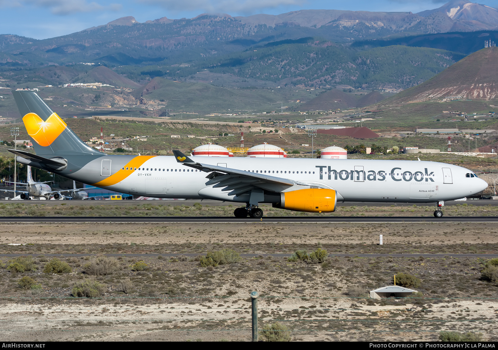 Aircraft Photo of OY-VKH | Airbus A330-343 | Thomas Cook Airlines | AirHistory.net #408449