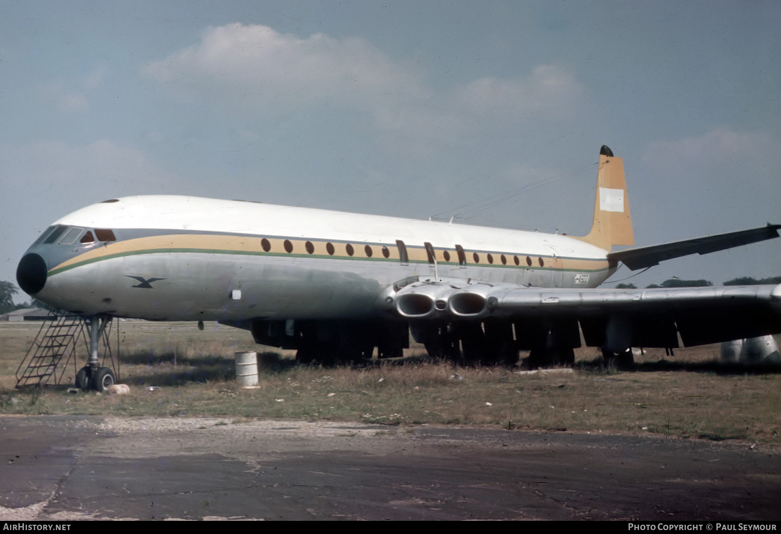 Aircraft Photo of G-ASDZ | De Havilland D.H. 106 Comet 4C | AirHistory.net #408483