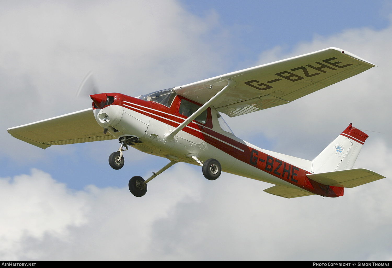 Aircraft Photo of G-BZHE | Cessna 152 | AirHistory.net #408543