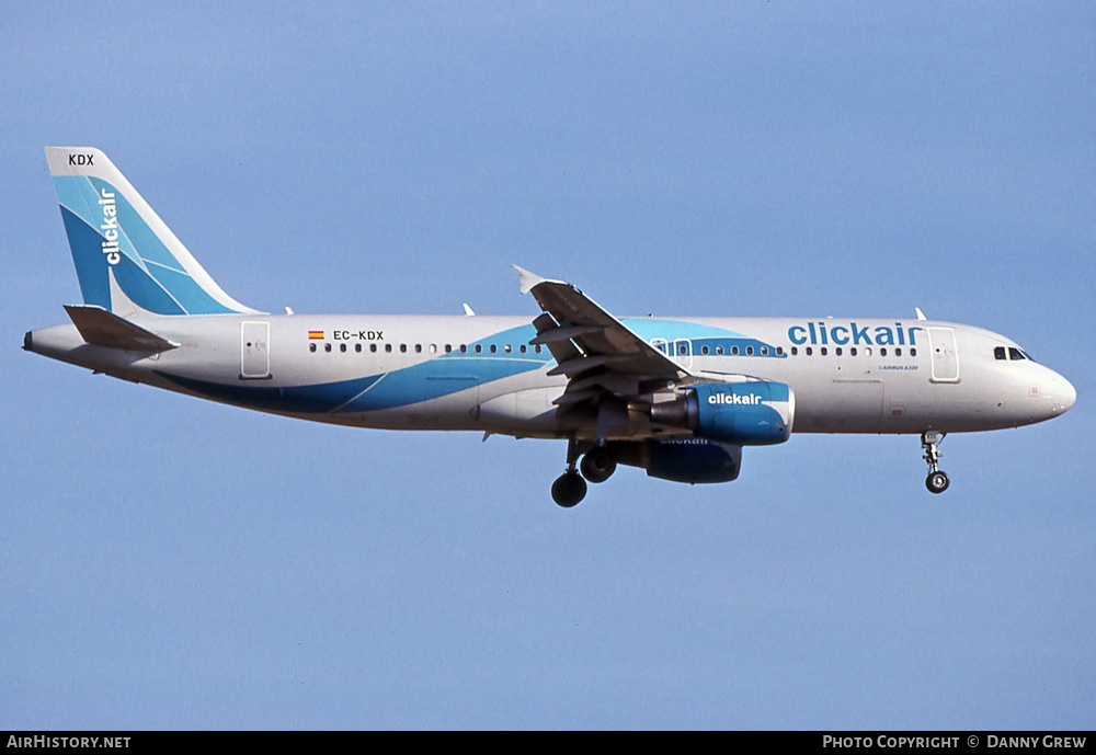 Aircraft Photo of EC-KDX | Airbus A320-216 | Clickair | AirHistory.net #408587