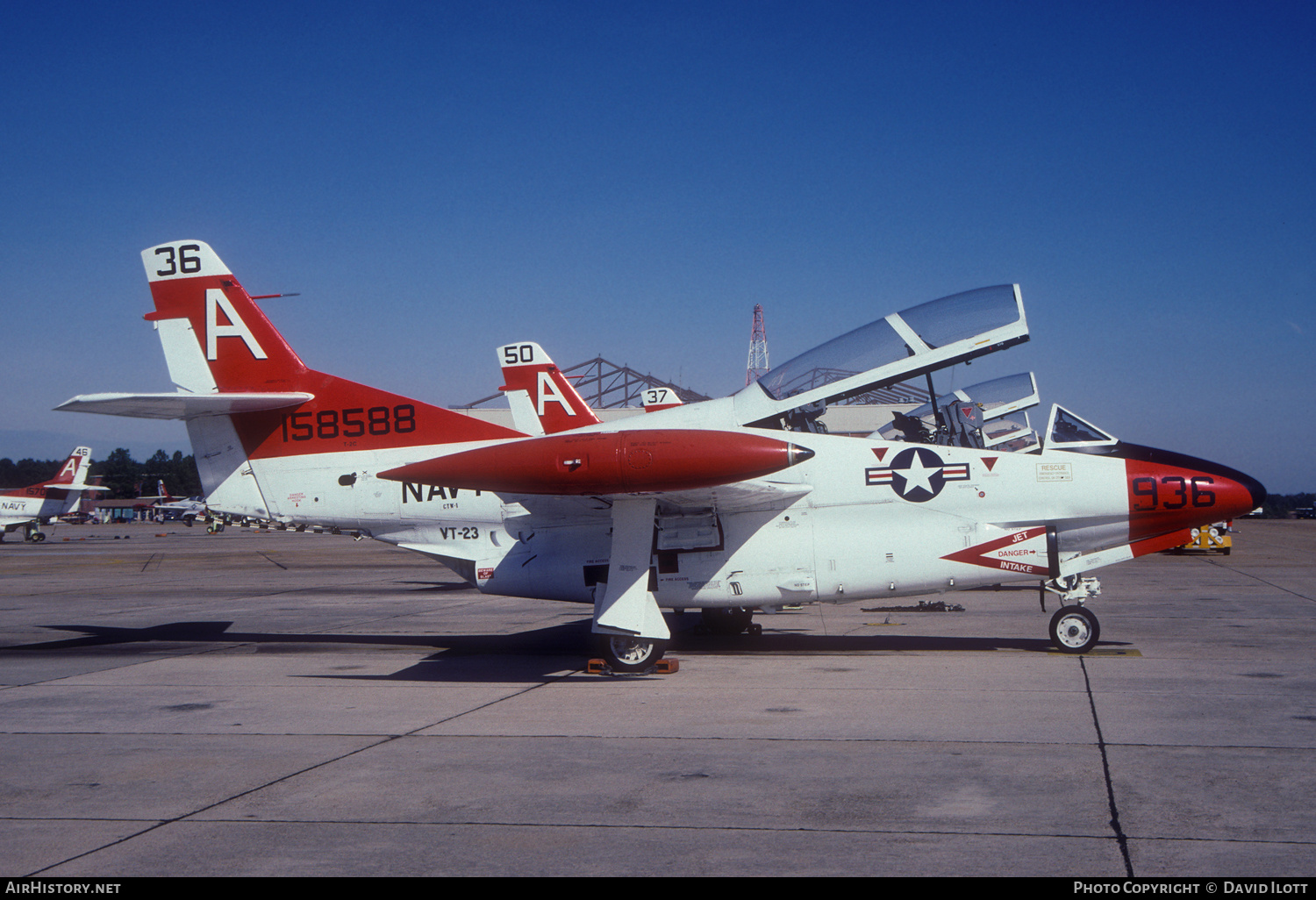 Aircraft Photo of 158588 | North American Rockwell T-2C Buckeye | USA - Navy | AirHistory.net #408626